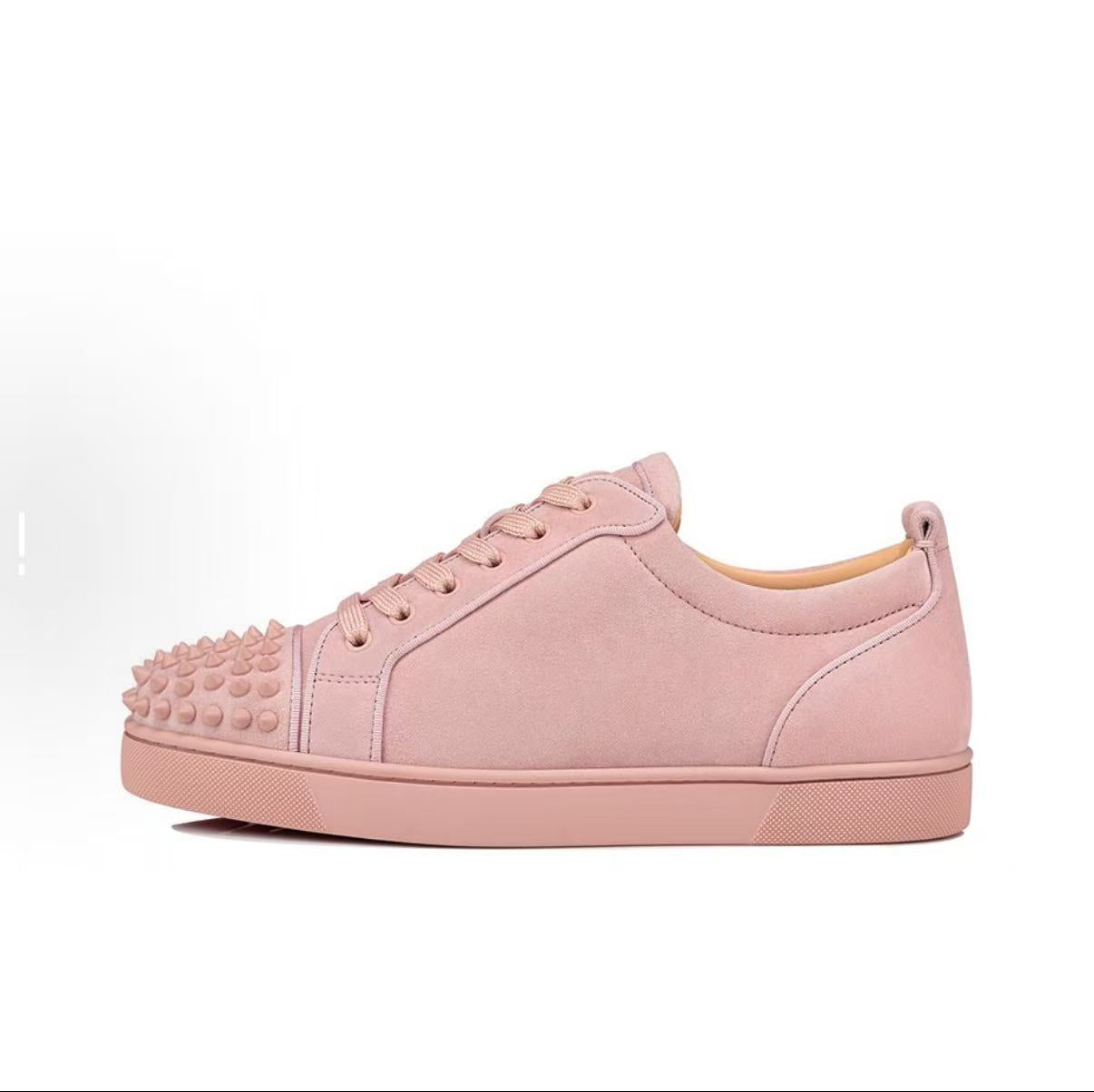 Casual rivet thick-soled sneakers