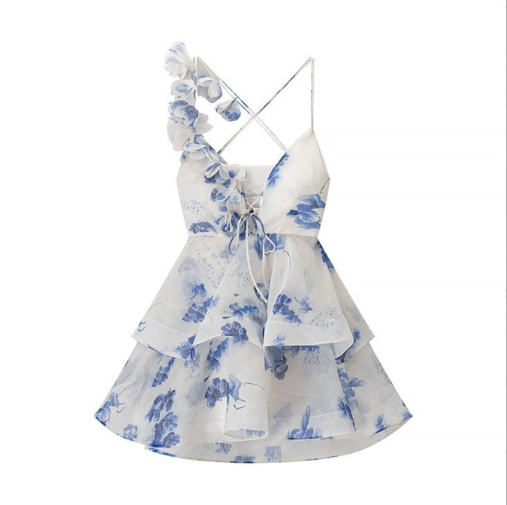 Fashionable waist-length suspender dress