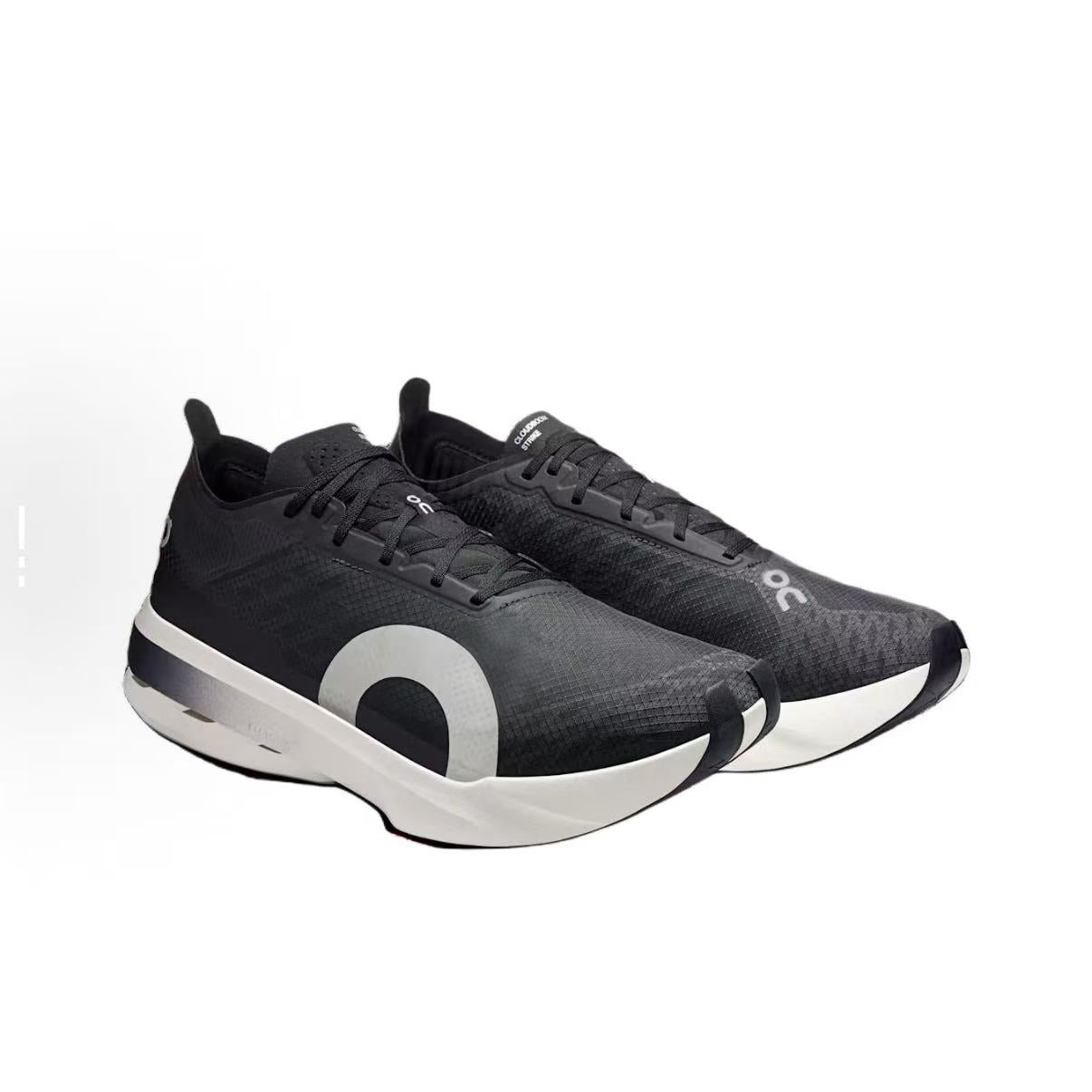 Anti-slip breathable shock-absorbing sports running shoes