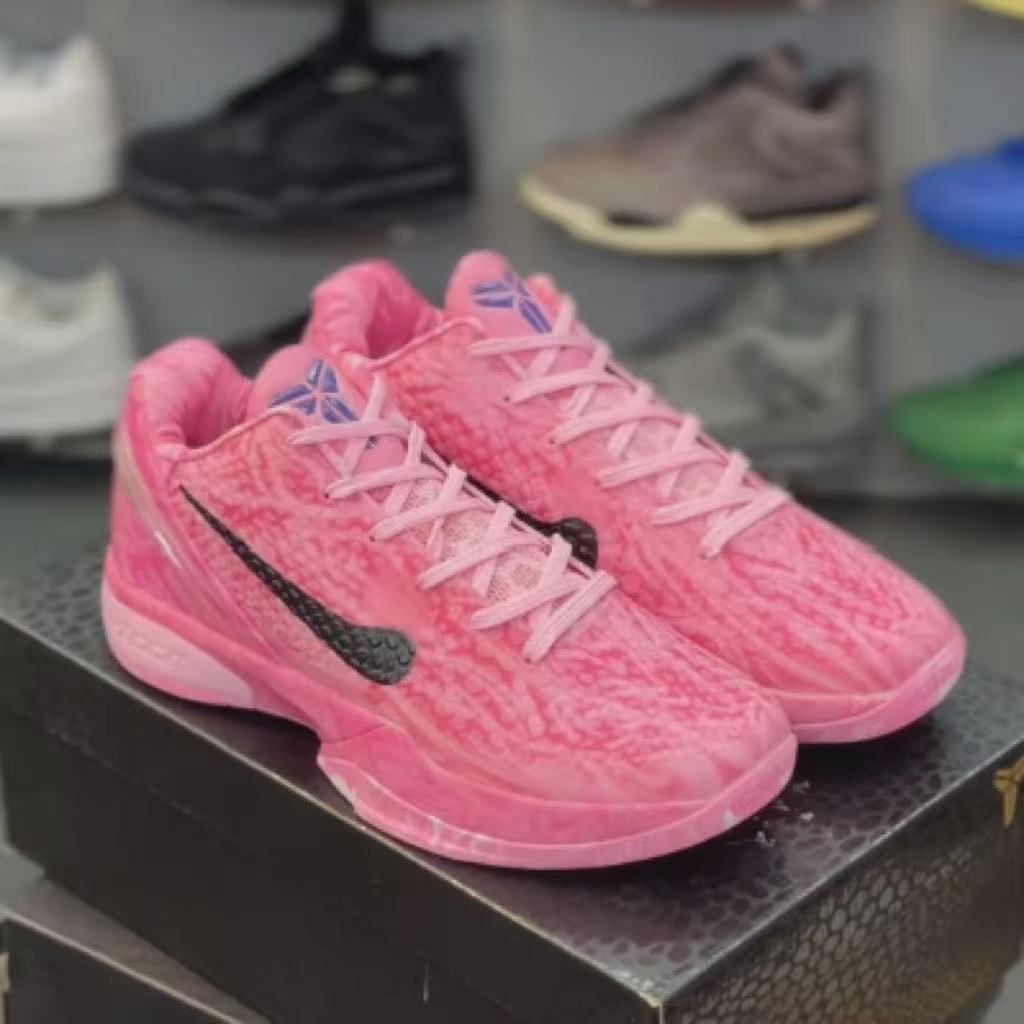 Design particle sneakers