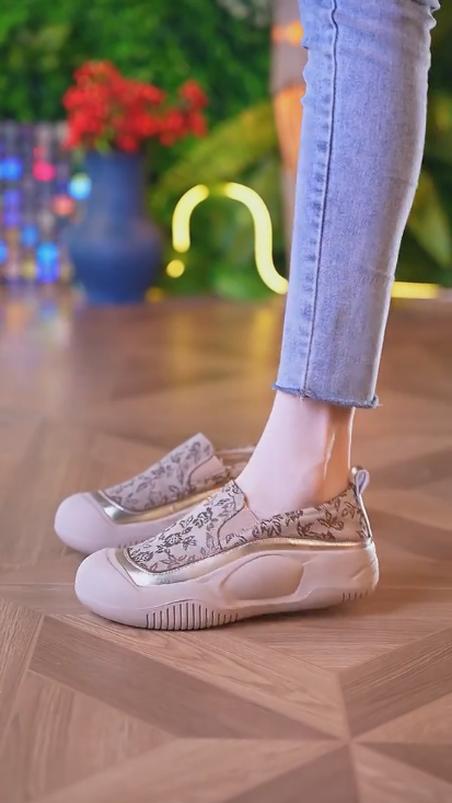 Floral soft loafers