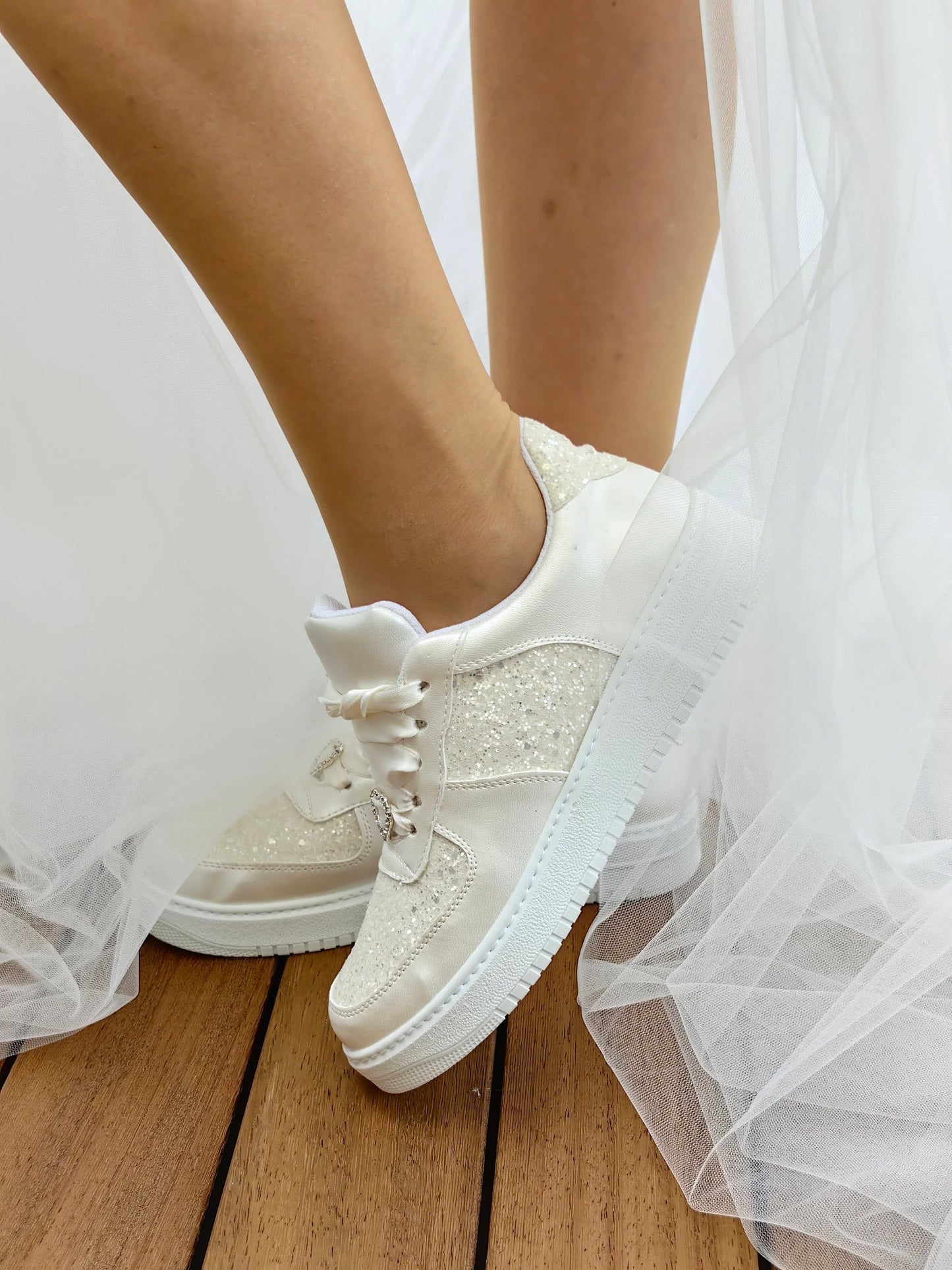 Flat-soled glittery sneakers
