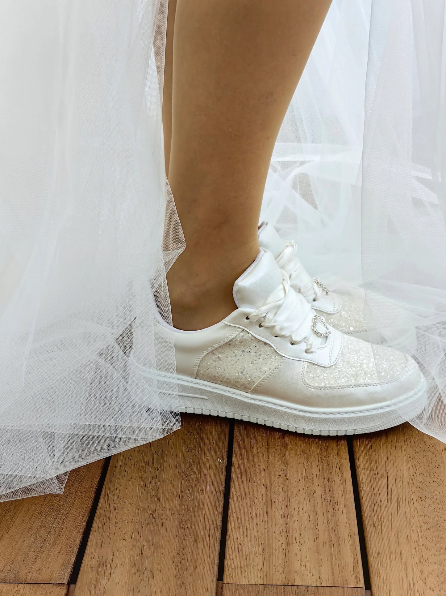 Flat-soled glittery sneakers