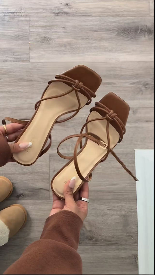 Square open toe pumps