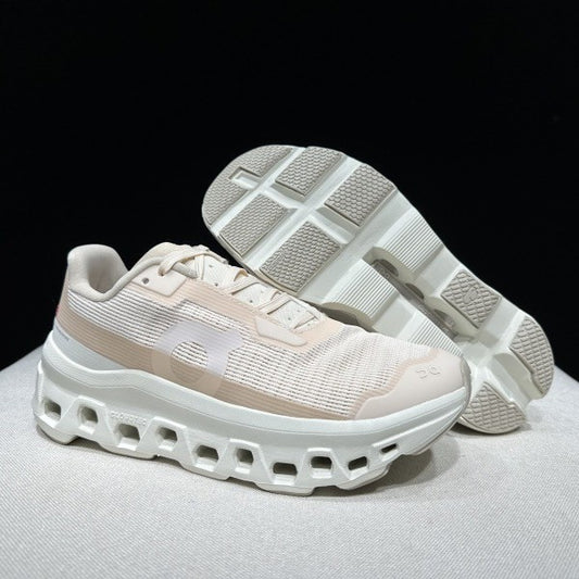 Soft-soled breathable casual running shoes