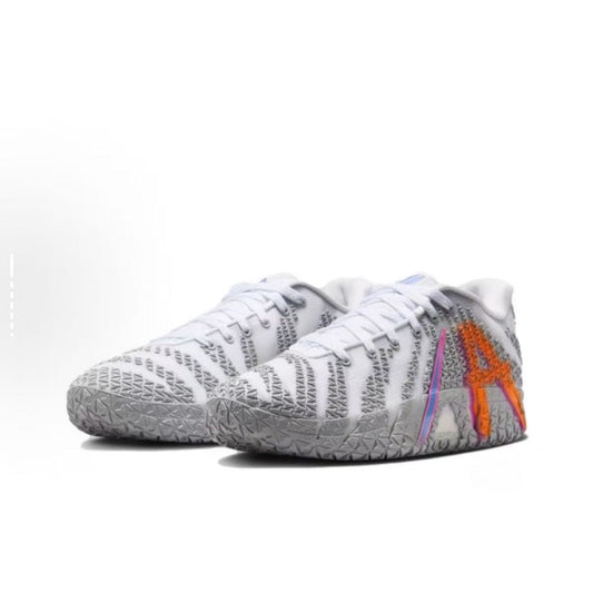 Versatile and comfortable basketball shoes