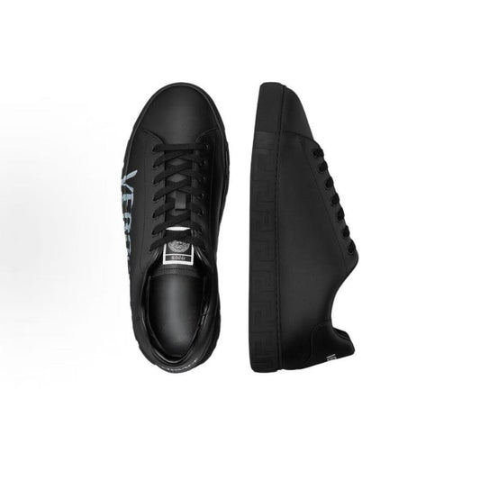 Round-toe lace-up low-top sneakers