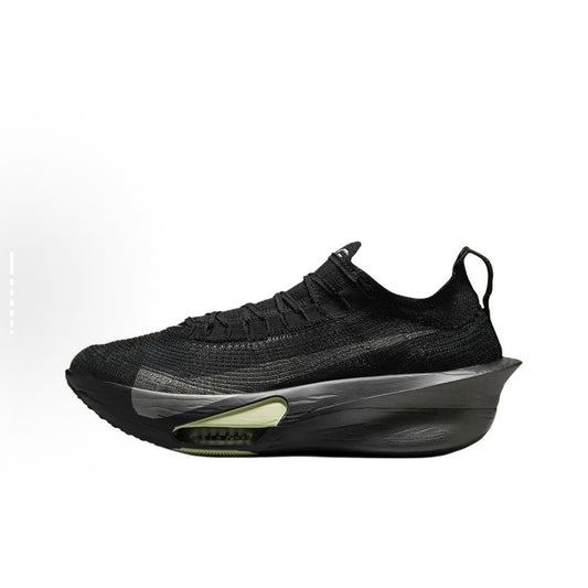 Comfortable and breathable low-top running shoes