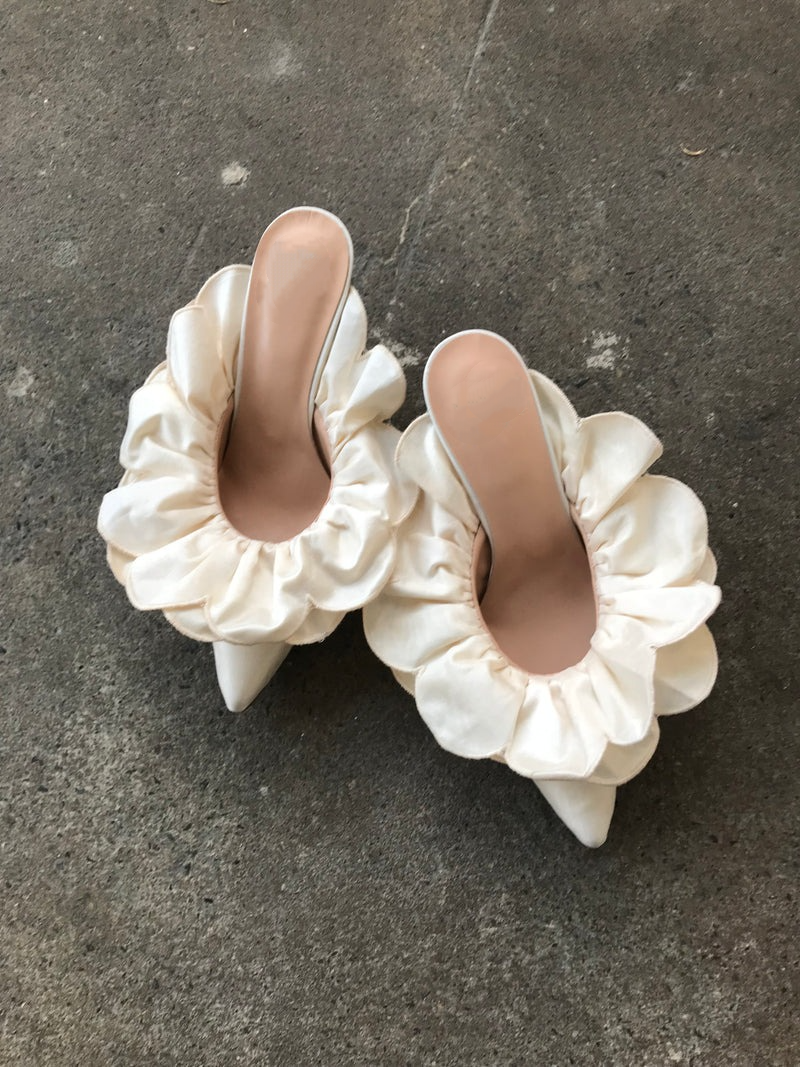 petal-shaped high heels