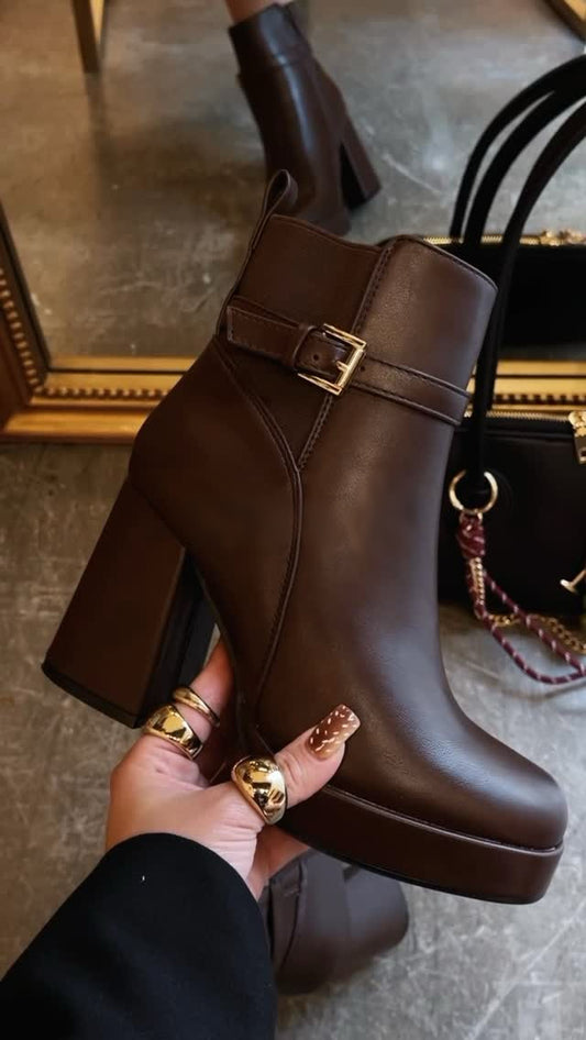 Women's chunky heel ankle boots