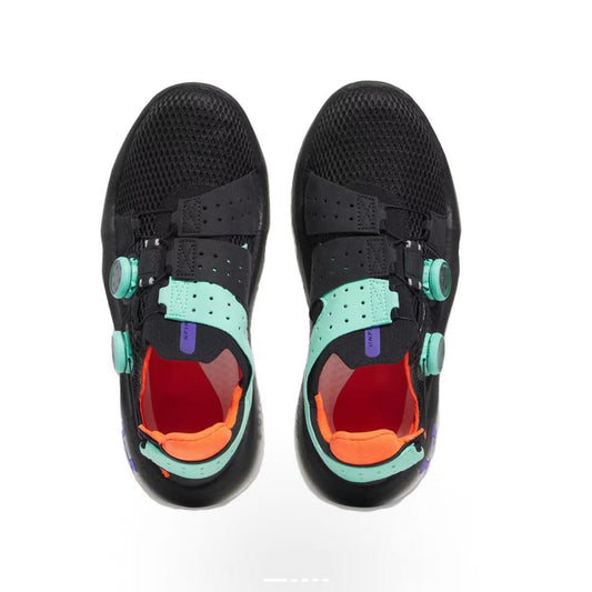 Comfortable and durable low-top sneakers