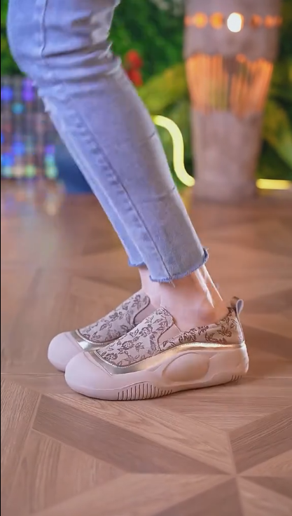 Floral soft loafers