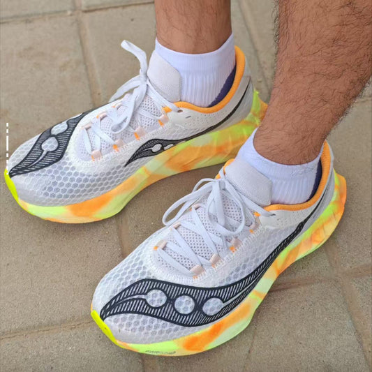 Men's mesh running shoes