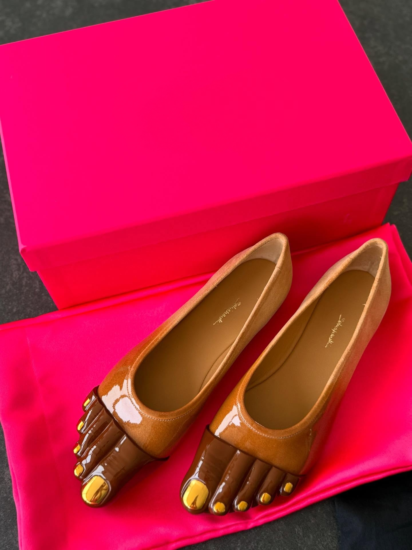 Optical gold thumb flats