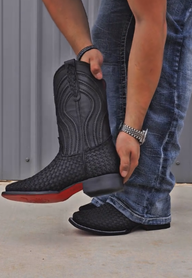 Classic mid-length men's boots