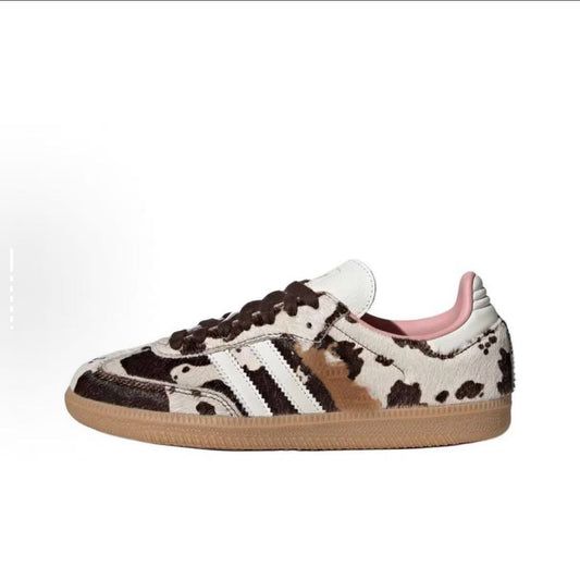 Leopard print fur training shoes