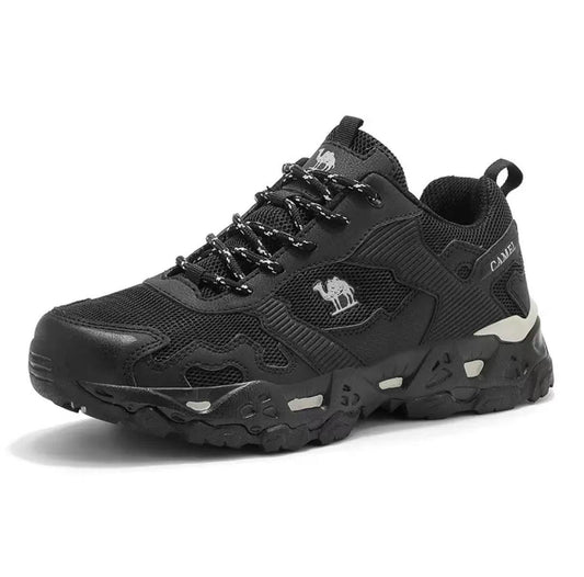 Thick-soled lightweight hiking shoes