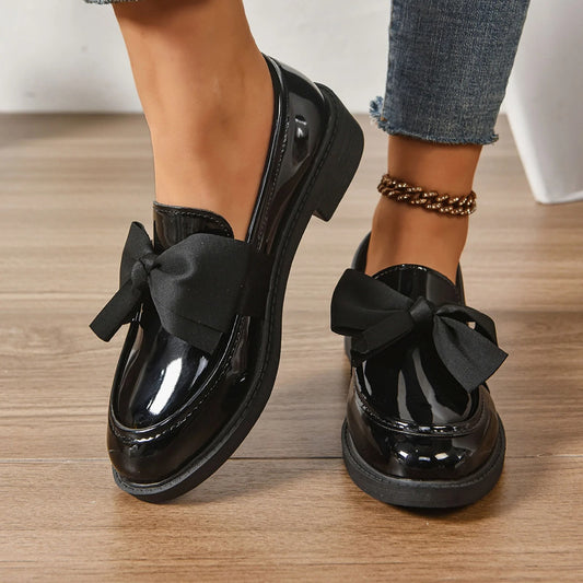Bow-knot shiny leather shoes