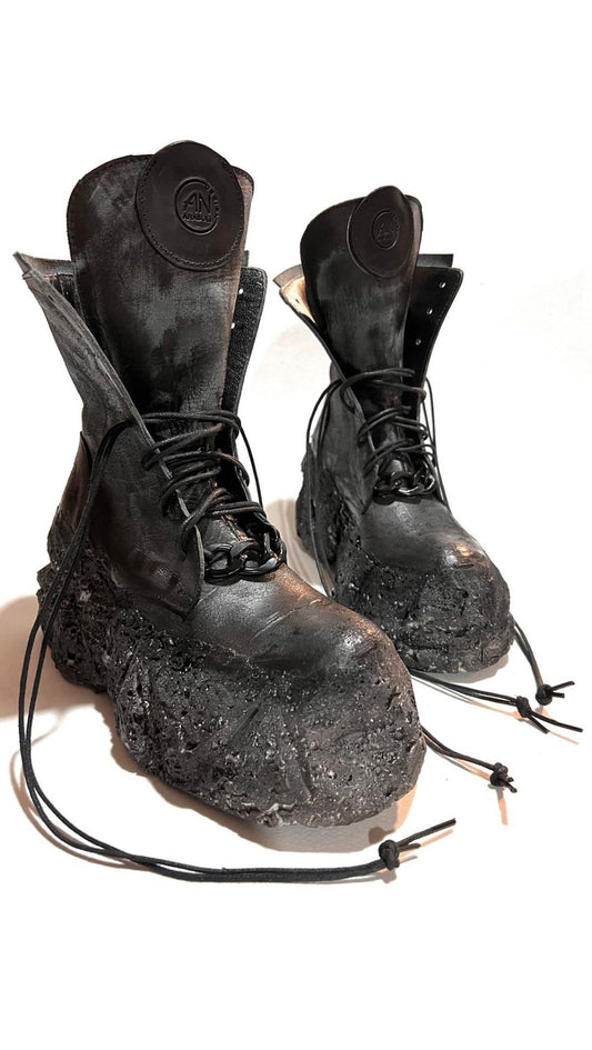 Lava platform leather shoes